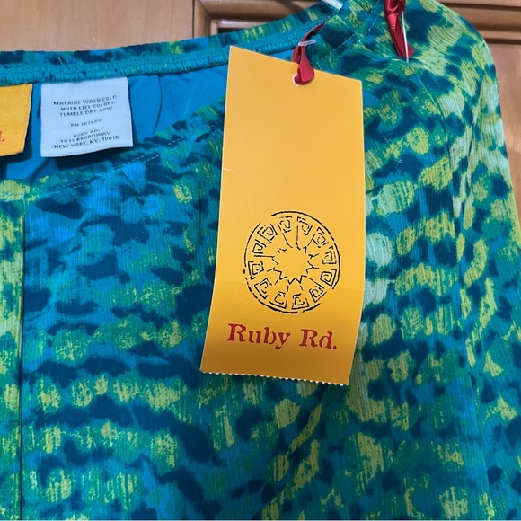 Ruby Rd. Teal and Green Top and Skirt Set Top size Large & Skirt Size 8 NWT - Picture 14 of 16